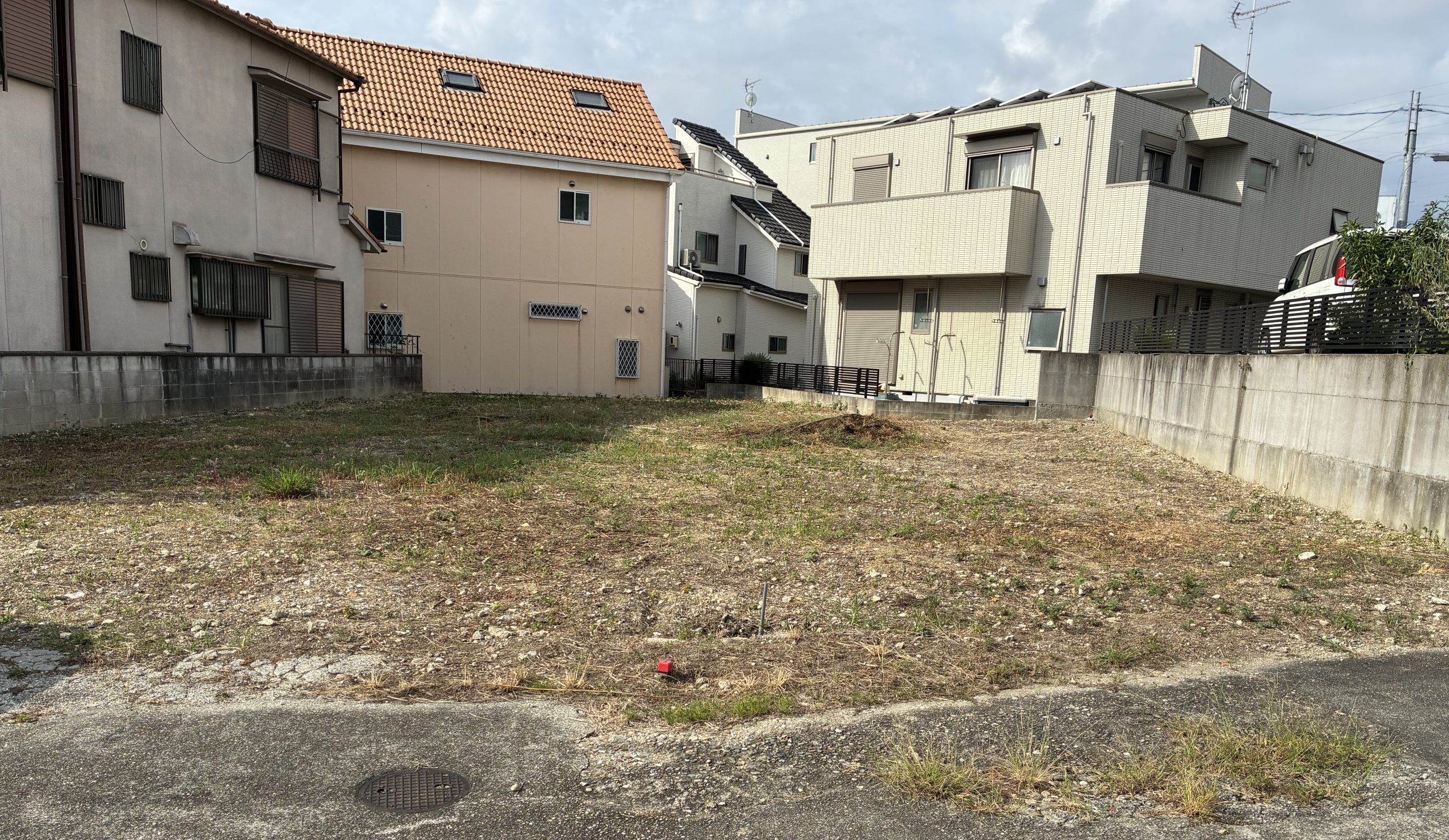 駐車場のアスファルト舗装工事