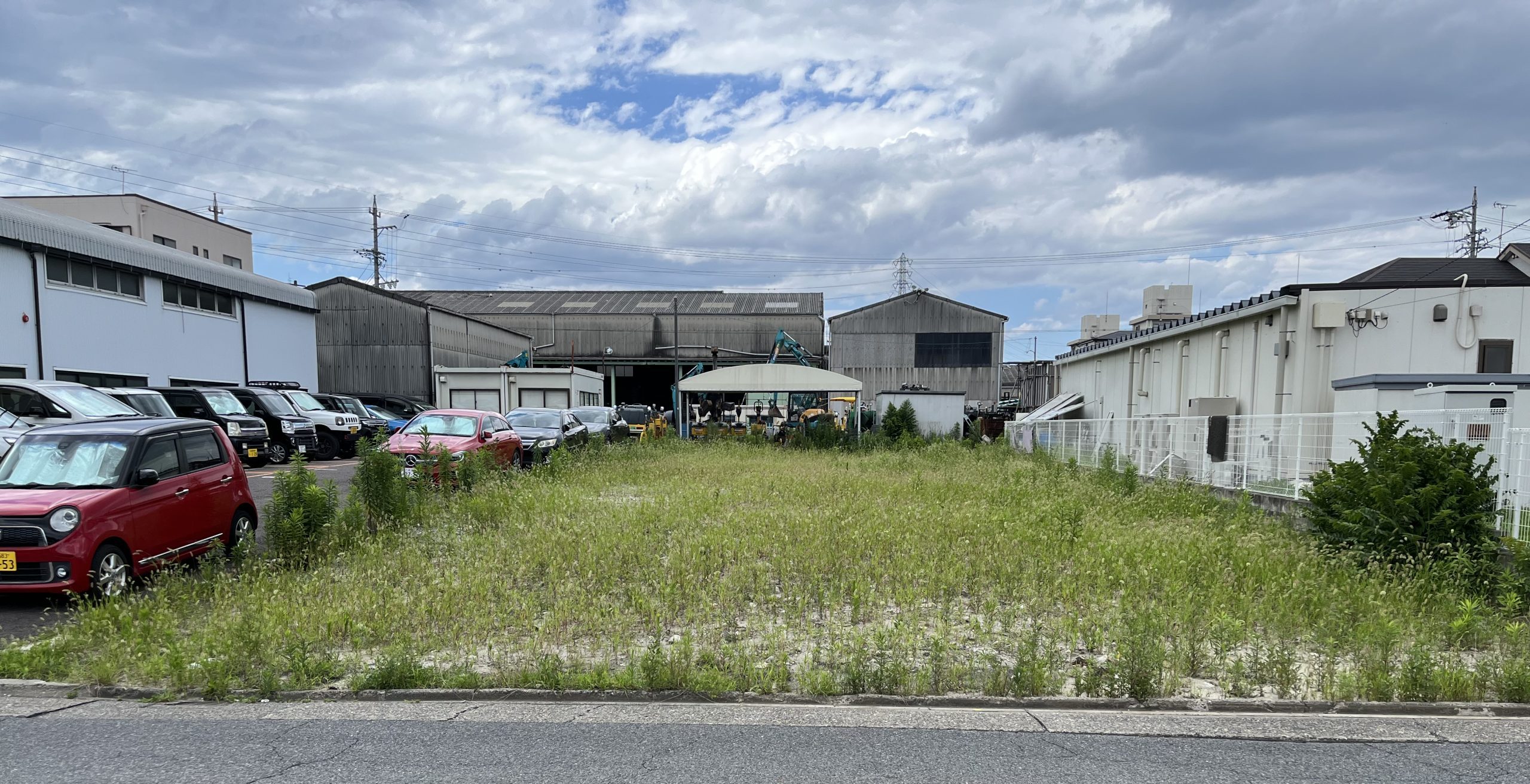 駐車場のアスファルト舗装工事